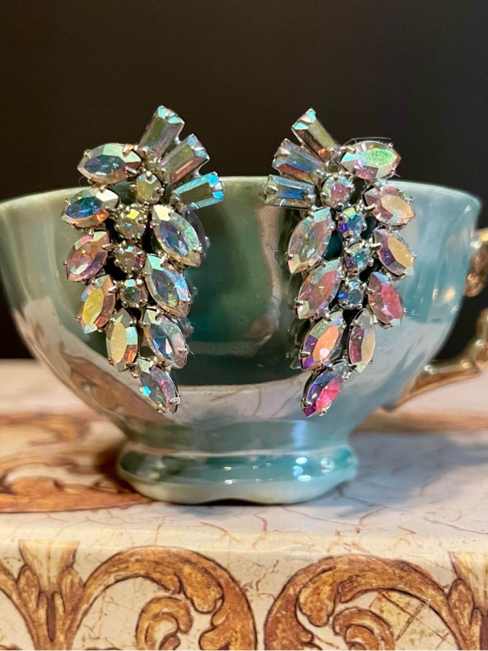 Signed B. David Vintage AB Rhinestone Earrings - Picture 7 of 7